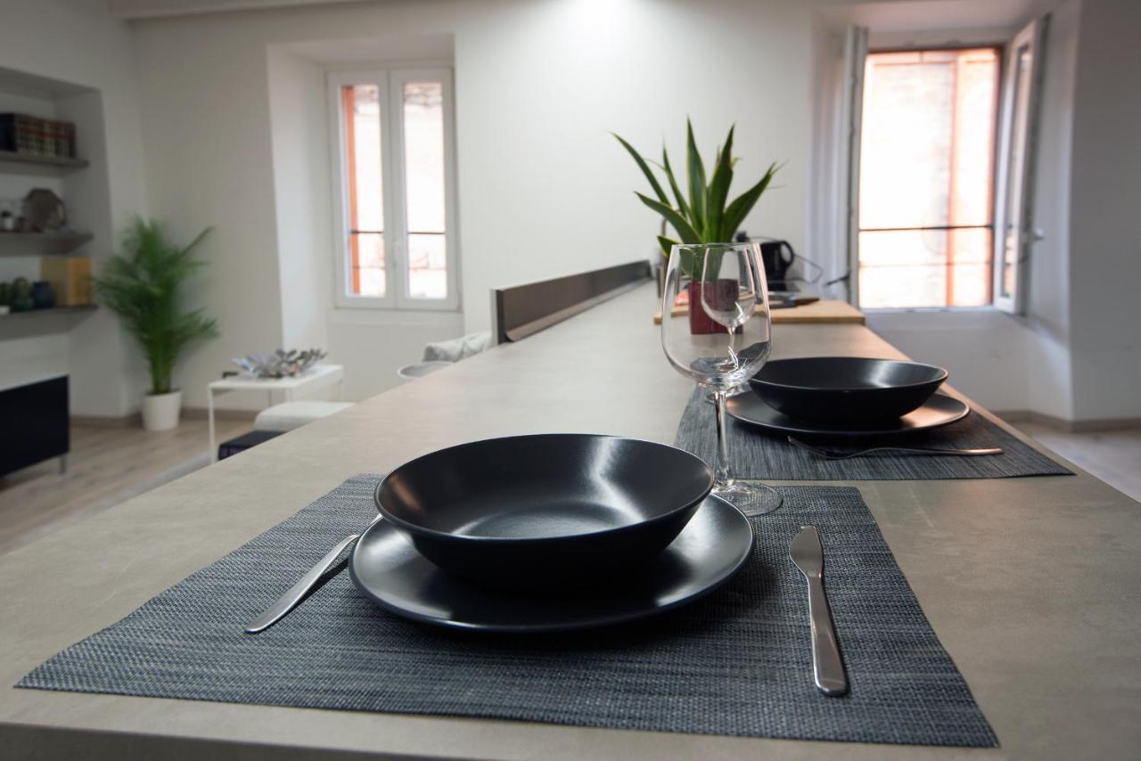Larius Apartment Côme Esterno foto